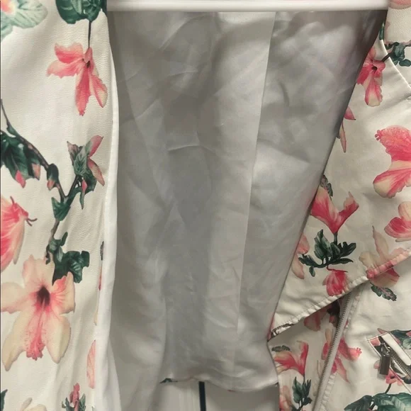 Bagatelle Women's Floral Leather Jacket - Cream and Pink - Picture 10 of 10